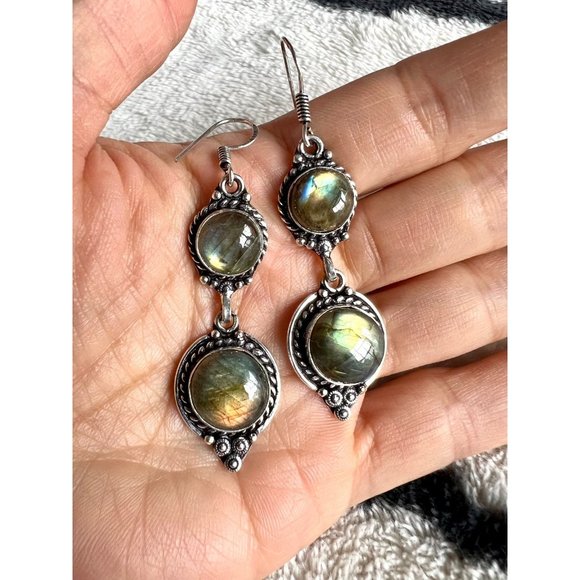 Handmade Jewelry - 925 Brilliant! Rainbow Flash Labradorite Earrings
